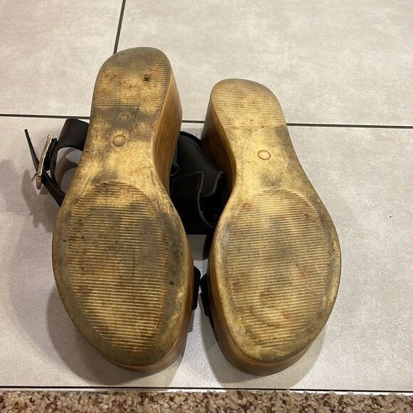 steve Madden woman’s black sandals - Picture 7 of 12